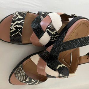 Vionic Kendra Snake Embossed Leather Strappy Sandals Size 8